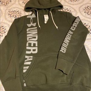 Under Armour sweatshirt